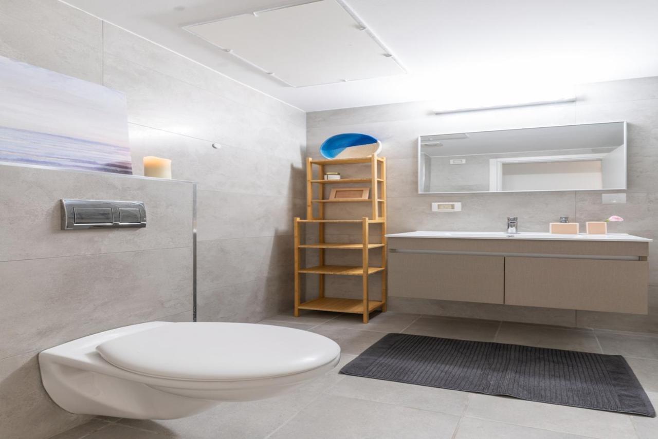 נהריה Modern Comfort Escape By Sea N' Rent מראה חיצוני תמונה