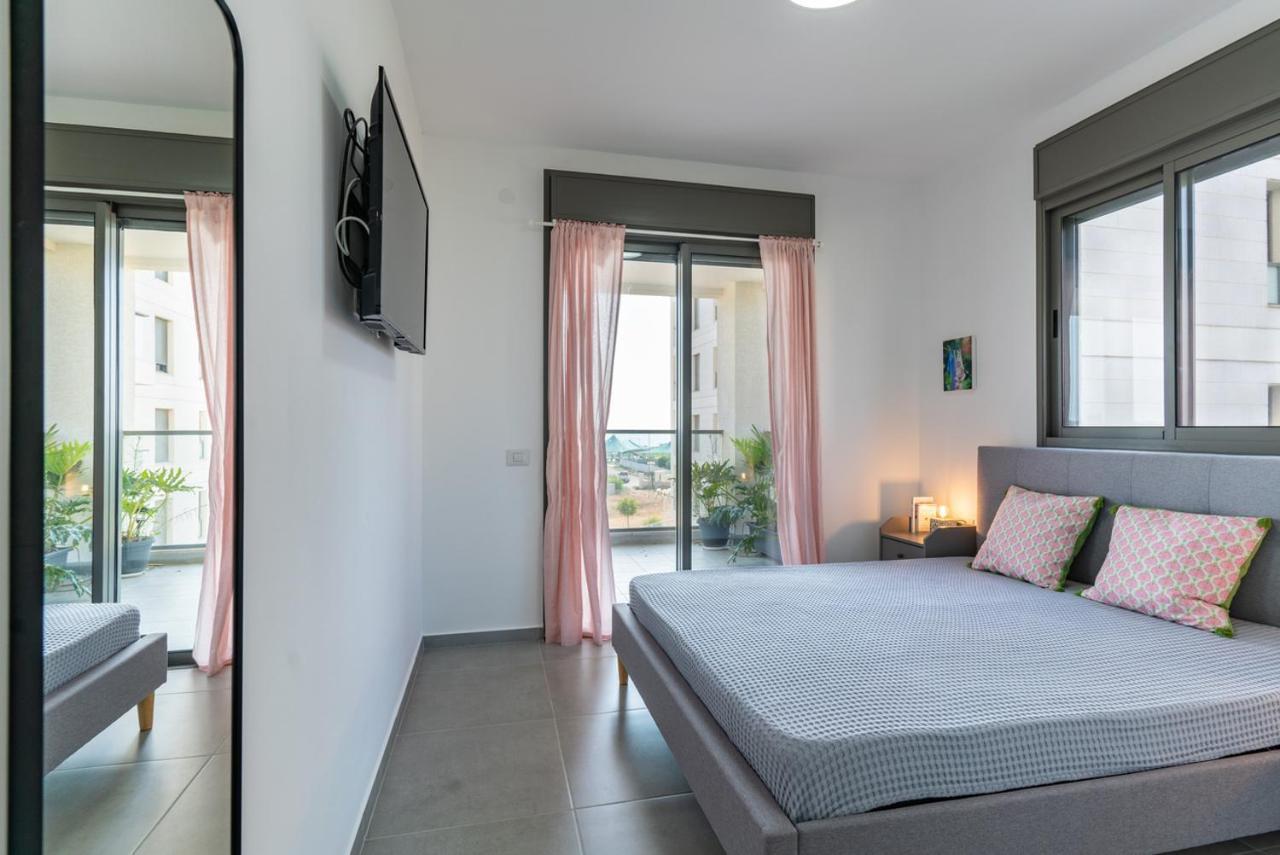 נהריה Modern Comfort Escape By Sea N' Rent מראה חיצוני תמונה